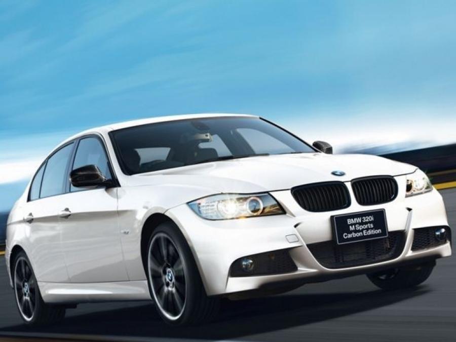  BMW 320i Sedan M Sport Package Carbon Edition 2010 года  (фото 1 из 1)